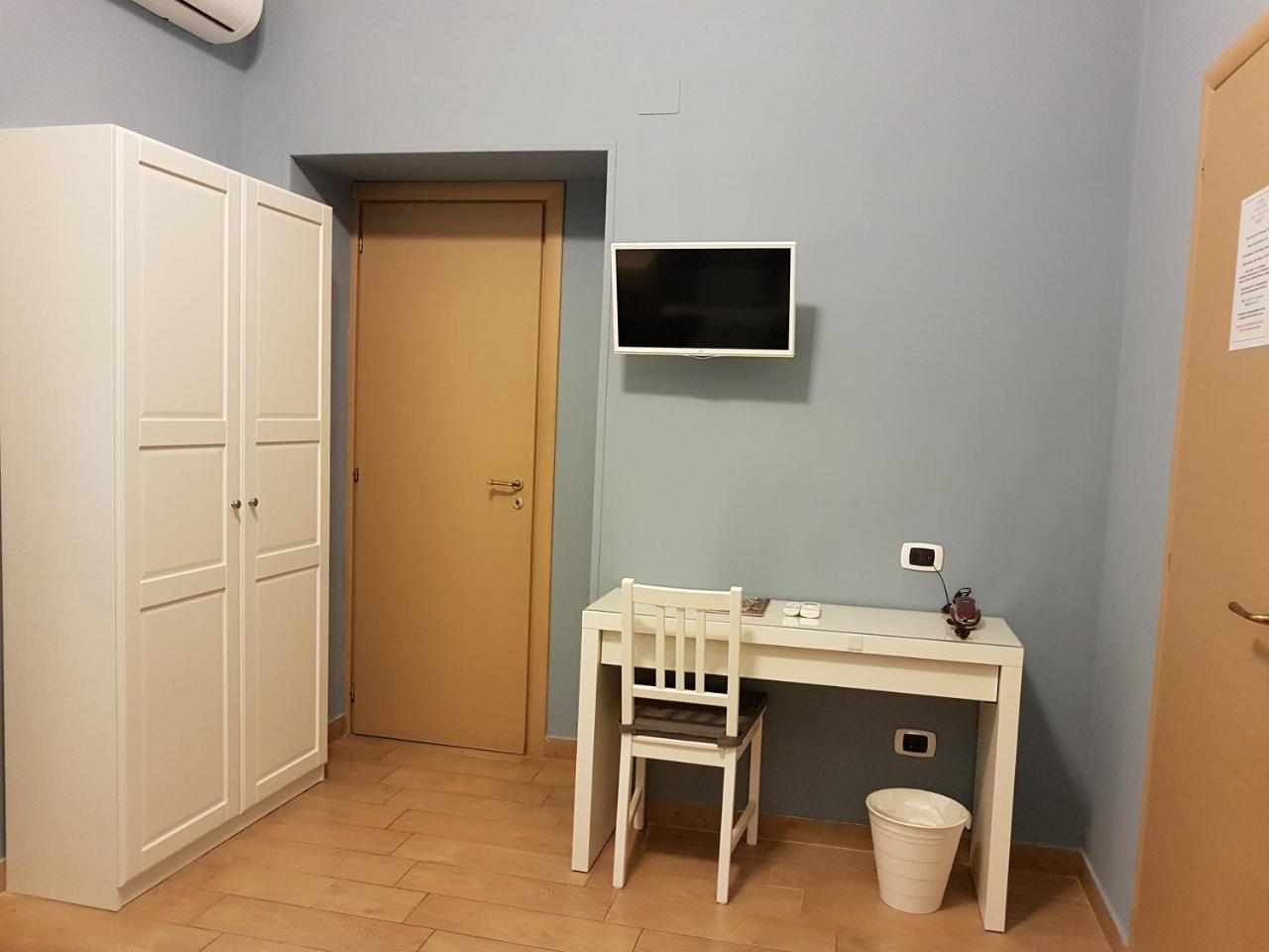 Meublè Santa Chiara Affittacamere 3*