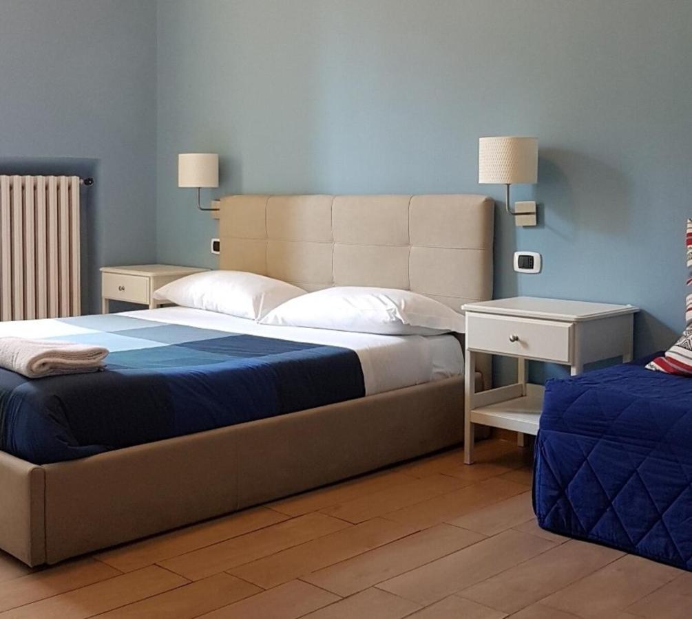 Gasthuis Meuble Santa Chiara Napels