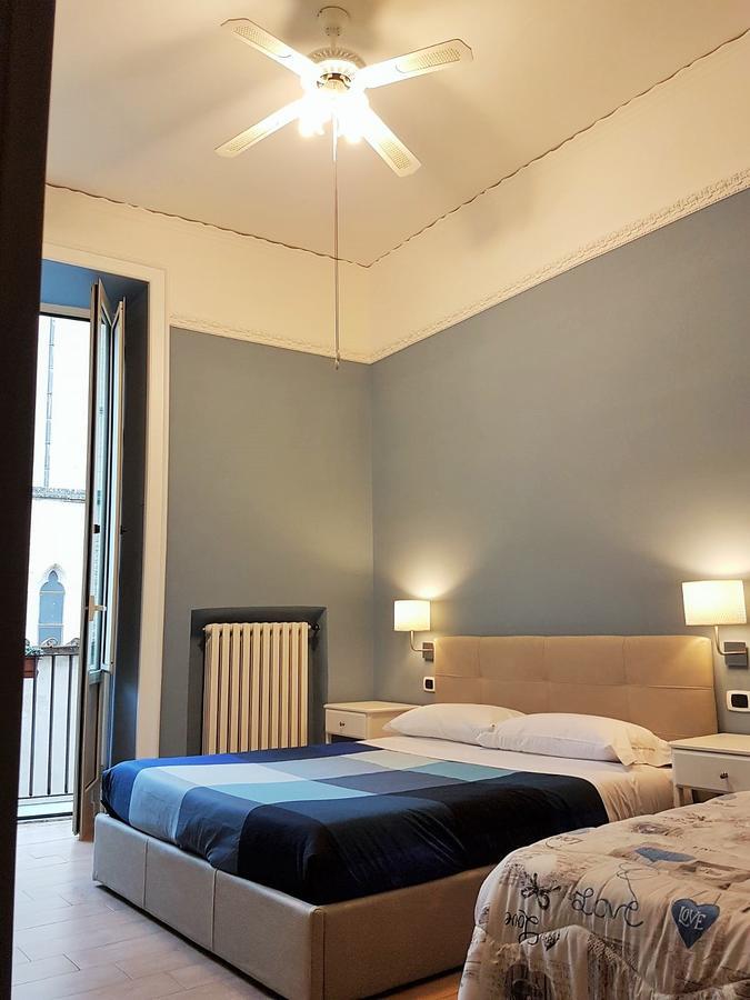Meuble Santa Chiara Napels